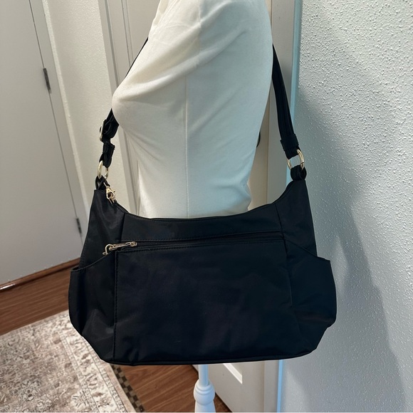 Travelon Large Roomy Black Shoulder Bag with Adjustable Strap Locking Zippers - Picture 3 of 9